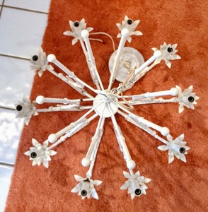 lot 116 image: Vintage White Chandelier