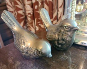 lot 149 image: Brass Mantle Clock And Pair Of Decorative Birds