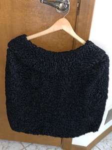 lot 188 image: Vintage Ladies Shrug