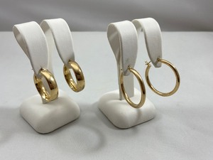 lot 7 image: Two Pairs 14kt Solid Yellow Gold Hoops Earrings