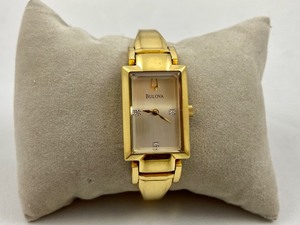 lot 74 image: Womens Bulova Watch