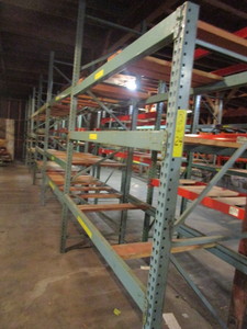 lot 120 image: TEARDROP PALLET RACKING