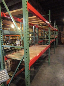 lot 121 image: TEARDROP PALLET RACKING