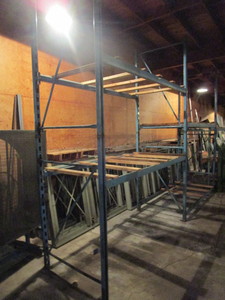 lot 126 image: SLIDE N LOCK  PALLET RCKING