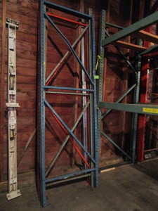 lot 152 image: TEARDROP PALLET RACKING - LOOSE