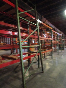 lot 158 image: TEARDROP PALLET RACKING - LOOSE