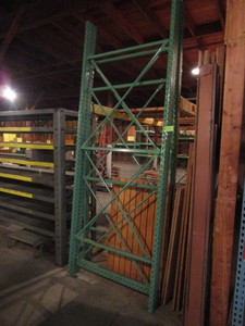 lot 160 image: TEARDROP PALLET RACKING - LOOSE