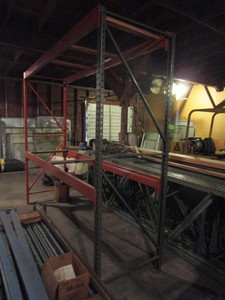 lot 171 image: TEARDROP PALLET RACKING