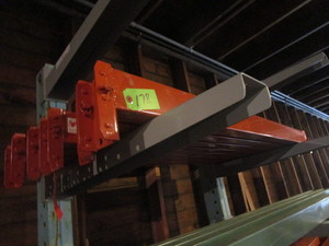 lot 178 image: TEARDROP PALLET RACKING CROSS BEAMS - LOOSE