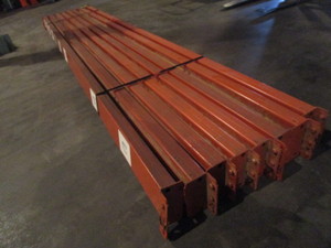 lot 185 image: TEARDROP PALLET RCKING CROSS BEAMS - BANDED