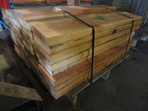 lot 199 image: A PALLET OF PALLET RACKING SLATS