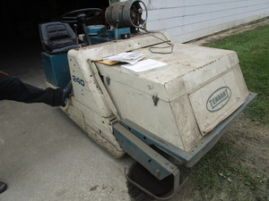 lot 101 image: TENNANT 240 POWER SWEEPER