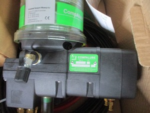 1- UNUSED COMPALUBE AUTOMATIC AIR GREASING SYSTEM KIT AVERAGE RETAIL  $1600.00