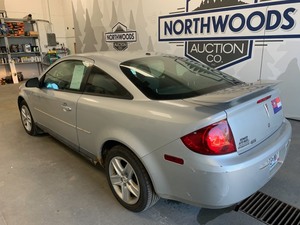 lot 10 image: 2007 Pontiac G5 -No Reserve-