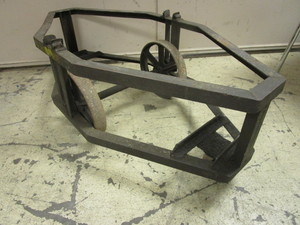 lot 221 image: UTILITY CART