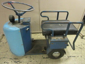 lot 200 image: VINTAGE ELECTRO SCOOTER