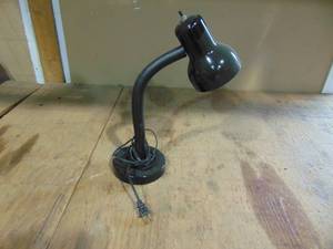 lot 23 image: Desk Lamp