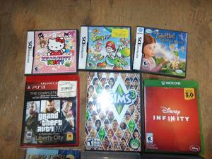 lot 29 image: Lot of Games