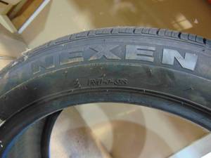 lot 61 image: Nexen 21550r17 Tire