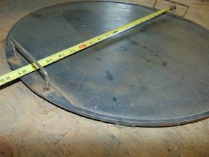 lot 78 image: Grill Kettle Plate