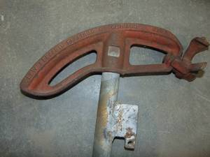 lot 80 image: Pipe Bender