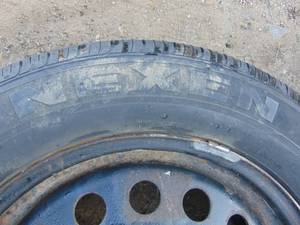 lot 143 image: (2) Car Tires