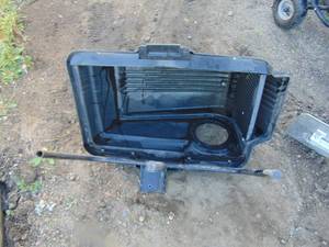 lot 146 image: Craftsman Bagger Cover