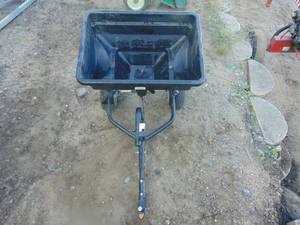 lot 151 image: Agri-Fab Broadcast Spreader