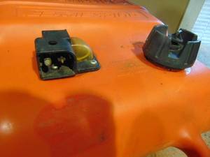 lot 160 image: Boat Gas Tank