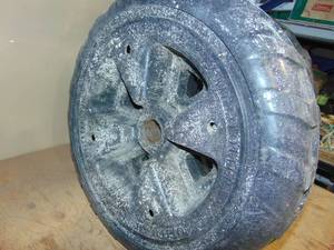 lot 162 image: (2) Plastic Dock Wheels