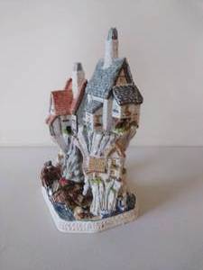 lot 30 image: David Winters Wreckers Cottages