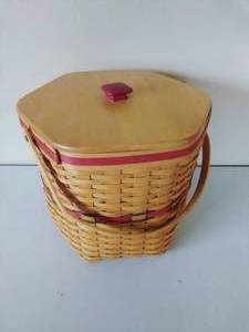 lot 74 image: Longaberger Hexagonal Handled Basket