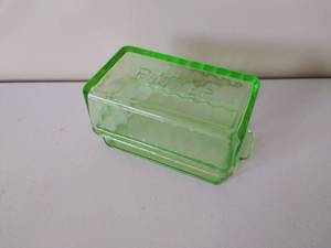 lot 114 image: Vintage Uranium Glass Butter Dish