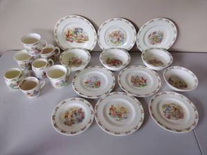 lot 141 image: Nineteen Pieces of Bunnykins China