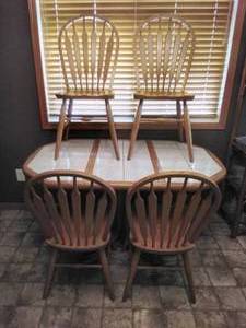 lot 149 image: Tile-Top Kitchen Table & Four Chairs
