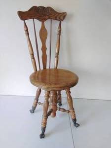 lot 302 image: Claw-Footed Wooden Chair