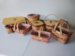 lot 304 image: Large Lot of Longaberger Baskets