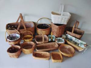 lot 306 image: Large Lot of Longaberger Baskets