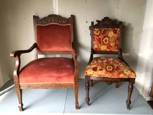 lot 203 image: Pair of Antique Chairs