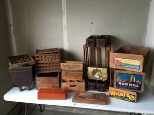 lot 222 image: Lot of Wooden Crates