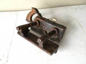 lot 223 image: Vintage Molding Wood Plane