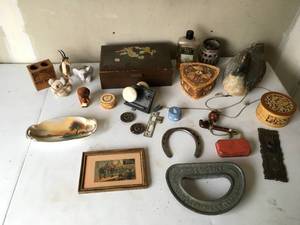 lot 242 image: Lot of Collectible Vintage and Antique Items