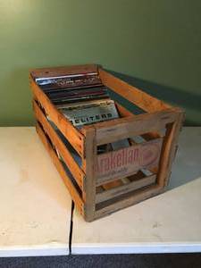 lot 279 image: Lot of 31 Records 33s
