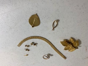 lot 503 image: Gold plated and Gold Filled jewelry
