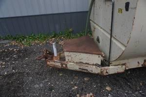 lot 4 image: Finn Model T80 Hydro Seeder Trailer