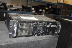 lot 188 image: Peavey Rack-Mount Professional Stereo Power Amplifier CS 1000 X