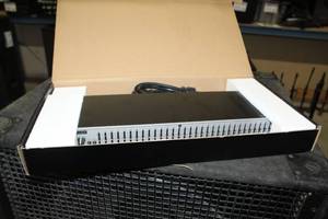 lot 187 image: dbx Single 31-band Graphic Equalizer 131s EQ