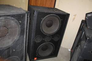 lot 91 image: JBL Dual 18in. Subwoofer Professional Series SR Series II Stereo Speaker SR4719A