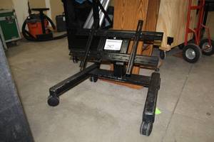 lot 287 image: Rolling Computer Monitor Stand