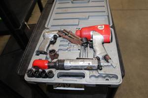 lot 259 image: Northern Industrial Tools Pneumatic Tool Kit - Ratchet, Impact Wrench, Chisel, Accessories, Case